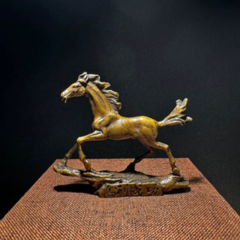 Antique Copper Mini Zodiac Horse Statue Ornament Home Office Desktop Retro Decoration Creative handicraft
Antique Copper Mini Zodiac Horse Statue Ornament Home Office Desktop Retro Decoration Creative handicraft