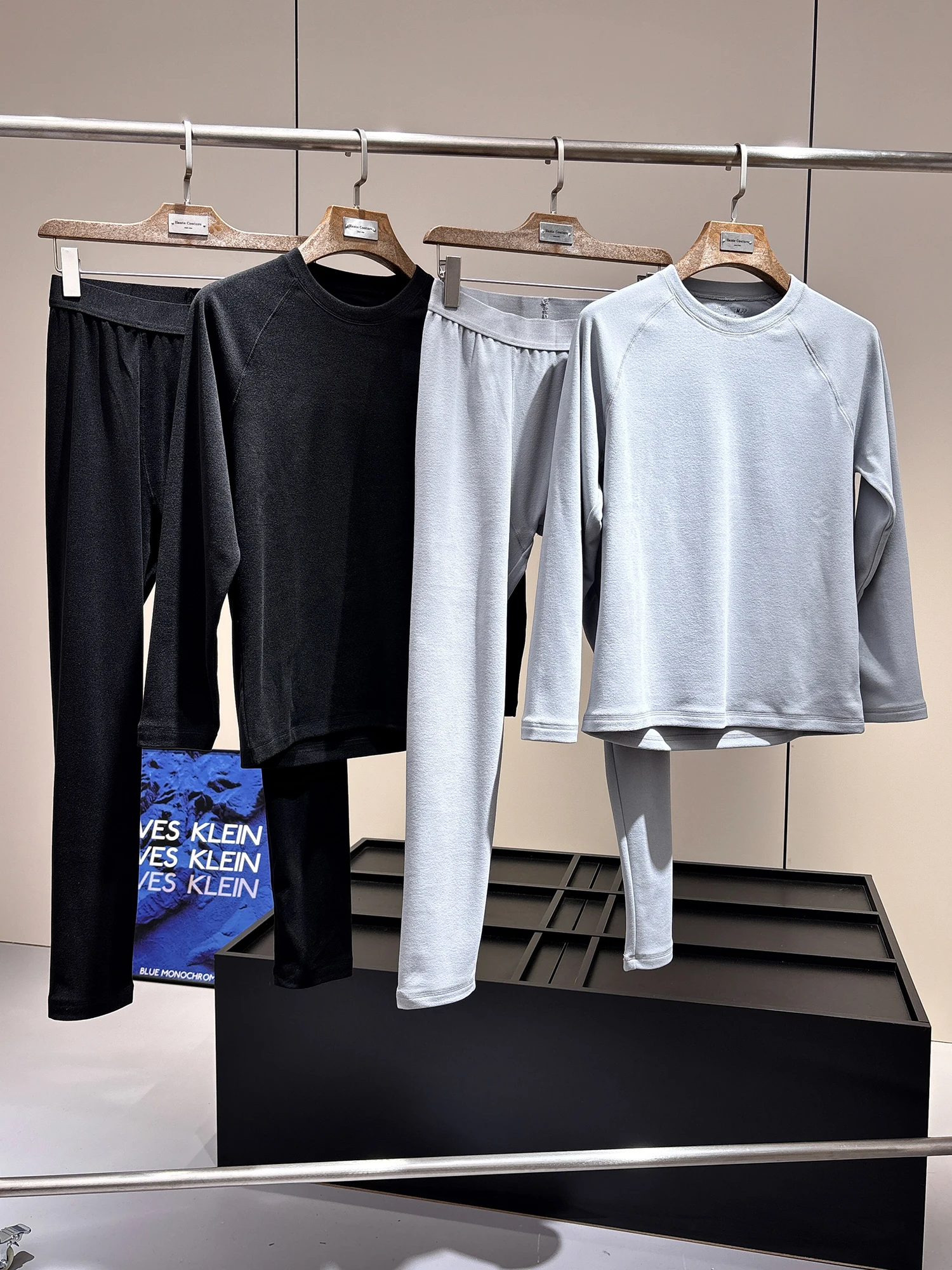 Cloud Soft Self-Heating Double-Sided Fleece round Neck Men's Thermal Underwear Set Warm Long Sleeve Long Pants Autumn Winter
Cloud Soft Self-Heating Double-Sided Fleece round Neck Men's Thermal Underwear Set Warm Long Sleeve Long Pants Autumn Winter
