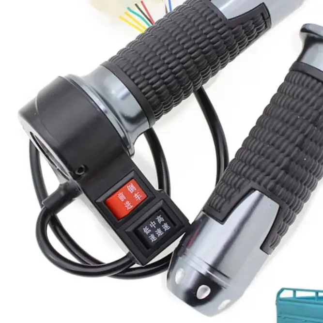2pcs Electric Vehicle 3-Speed Reversing Batteryebike Electric Throttle Speed Control Electric Bicycle Accessories
2pcs Electric Vehicle 3-Speed Reversing Batteryebike Electric Throttle Speed Control Electric Bicycle Accessories