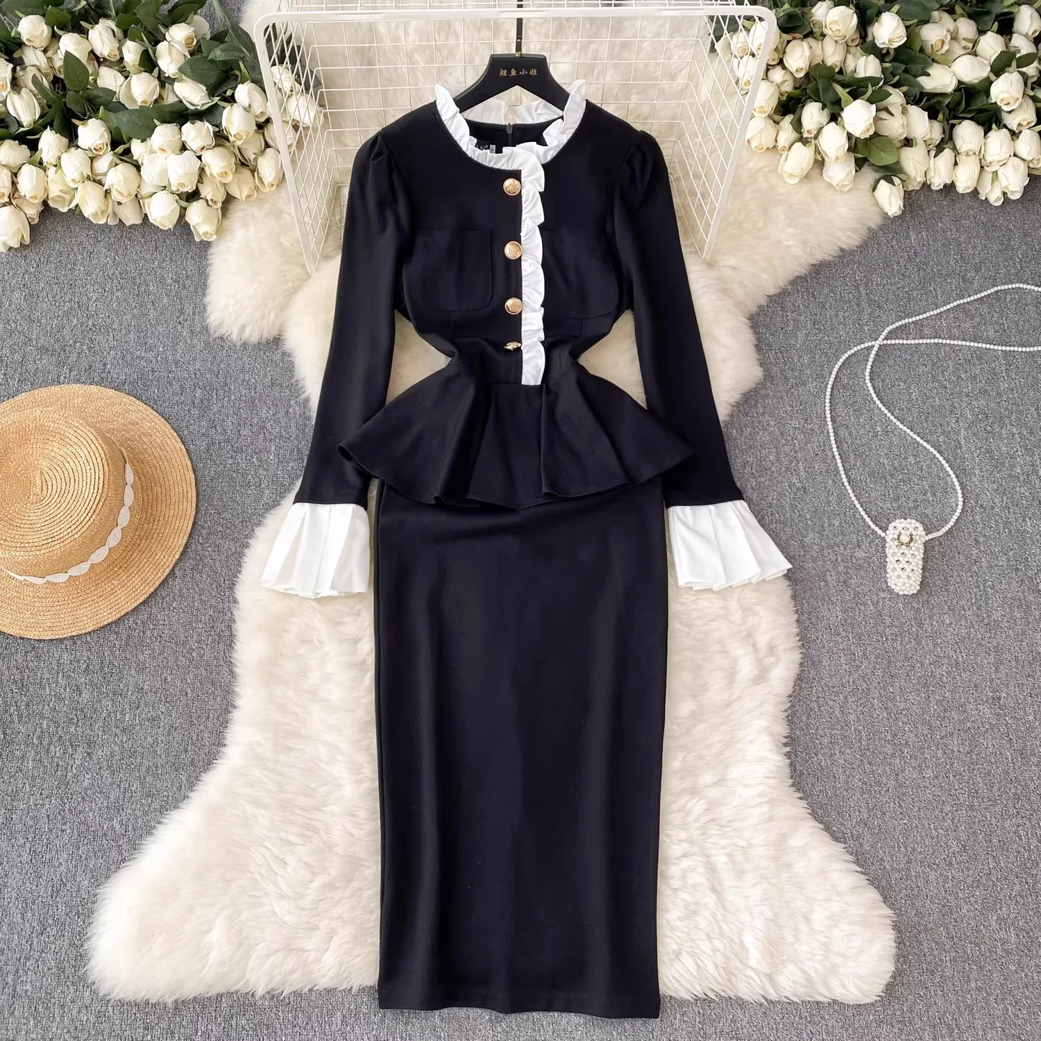 New Fall Winter Ladies Office Black Bodycon Dress Vintage Women's Fake Two Piece Ruffles Flare Sleeve Slim Split Pencil Clothes
New Fall Winter Ladies Office Black Bodycon Dress Vintage Women's Fake Two Piece Ruffles Flare Sleeve Slim Split Pencil Clothes