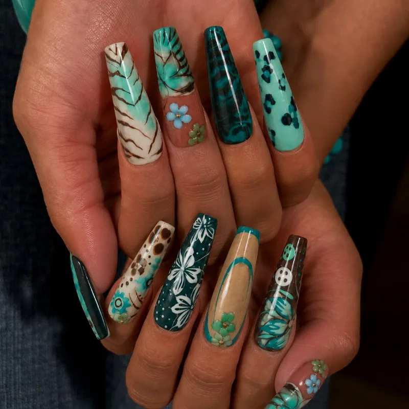 24pcs False Nails Leopard-Print Blue-and-White Long T-Shaped Nails with Hand-Painted Flowers Press-On Nails Perfect for Girls
24pcs False Nails Leopard-Print Blue-and-White Long T-Shaped Nails with Hand-Painted Flowers Press-On Nails Perfect for Girls