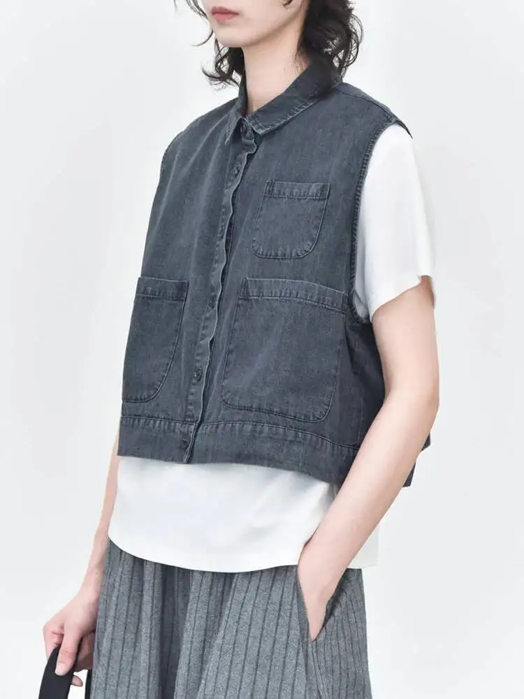Women Black Gray Denim Pocket Big Size Short Casual Vest New Lapel Sleeveless Fashion Tide Spring Autumn
Women Black Gray Denim Pocket Big Size Short Casual Vest New Lapel Sleeveless Fashion Tide Spring Autumn