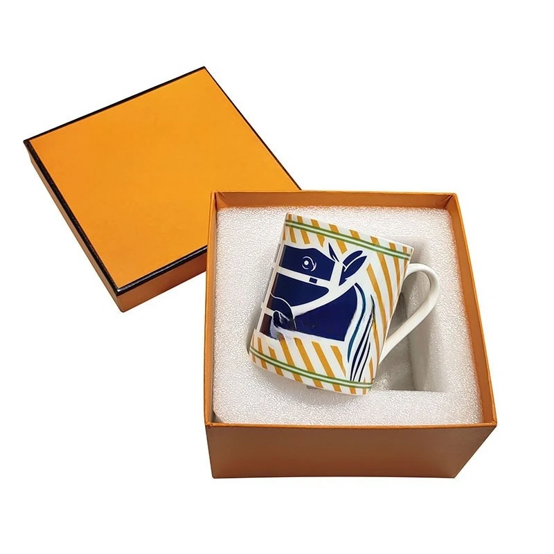 Simple mug ceramic, men's and women's milk household gift water cup, office cup
Simple mug ceramic, men's and women's milk household gift water cup, office cup