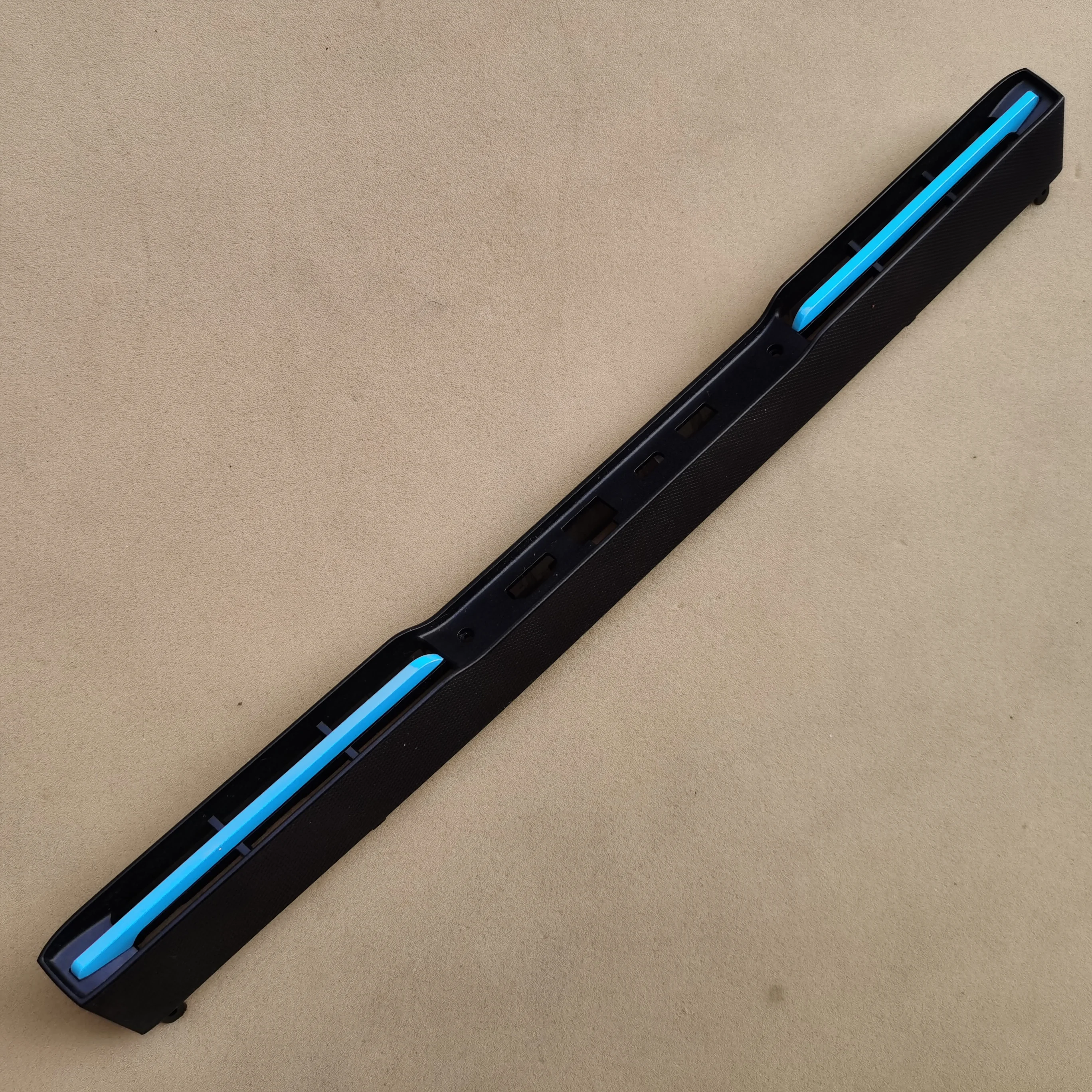 Новая крышка шарнира ЖК-дисплея для ноутбука lenovo ideapad Gaming 3 16IAH7 16ARH7 2022 "AP3TA000700 
Новая крышка шарнира ЖК-дисплея для ноутбука lenovo ideapad Gaming 3 16IAH7 16ARH7 2022 "AP3TA000700