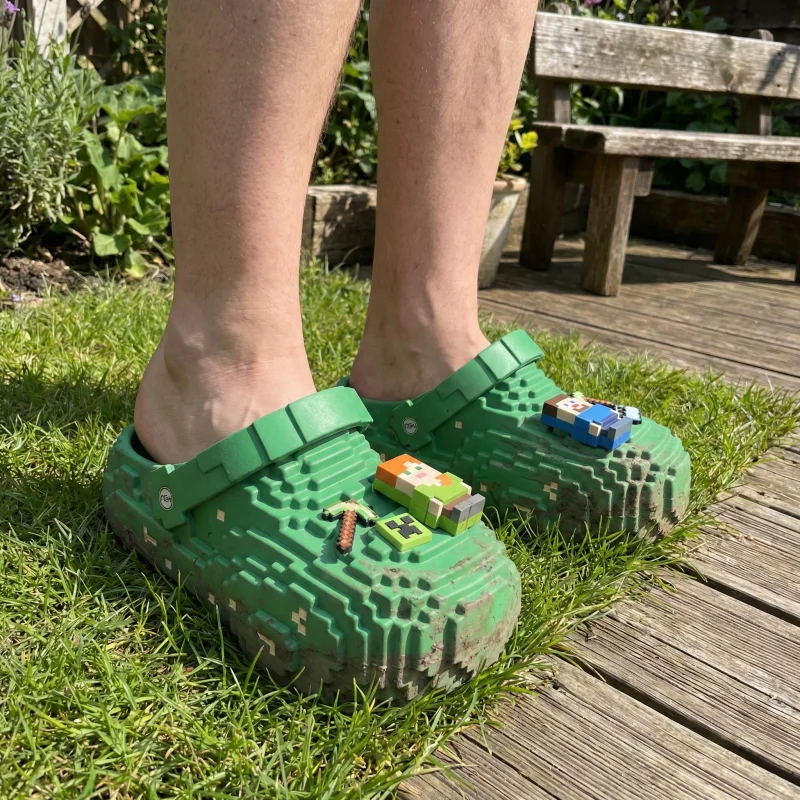 High Quality New Summer Slippers Cartoon Character Milo And Chip Slippers Thick Soled Non Slip Beach Slippers For External Wear
High Quality New Summer Slippers Cartoon Character Milo And Chip Slippers Thick Soled Non Slip Beach Slippers For External Wear