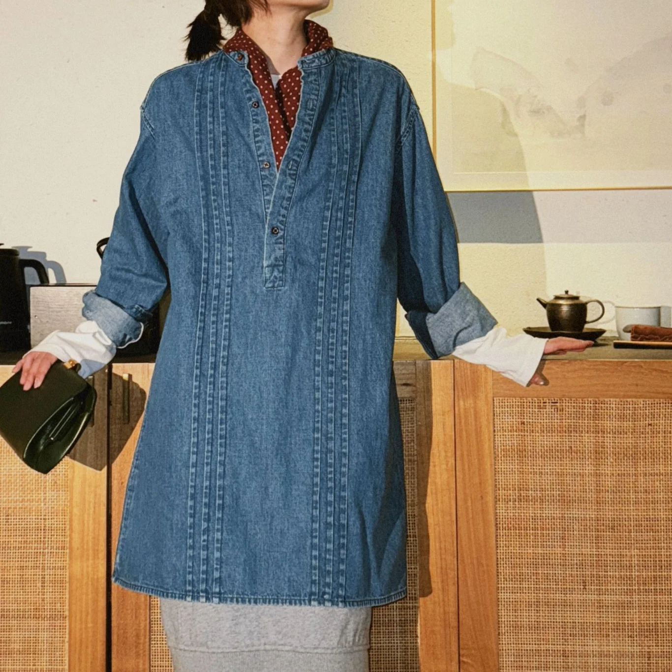 Джинсовая рубашка Mincollection в японском стиле свободного кроя с длинными рукавами, с полосками и пуговицами, повседневная, дышащая, из хлопка...
Джинсовая рубашка Mincollection в японском стиле свободного кроя с длинными рукавами, с полосками и пуговицами, повседневная, дышащая, из хлопка...