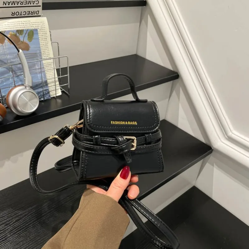 Vintage Frosted Women's Small Square Bag | Stylish Minimalist Shoulder Crossbody Handbag Top-Handle Purse for Daily & Party
Vintage Frosted Women's Small Square Bag | Stylish Minimalist Shoulder Crossbody Handbag Top-Handle Purse for Daily & Party