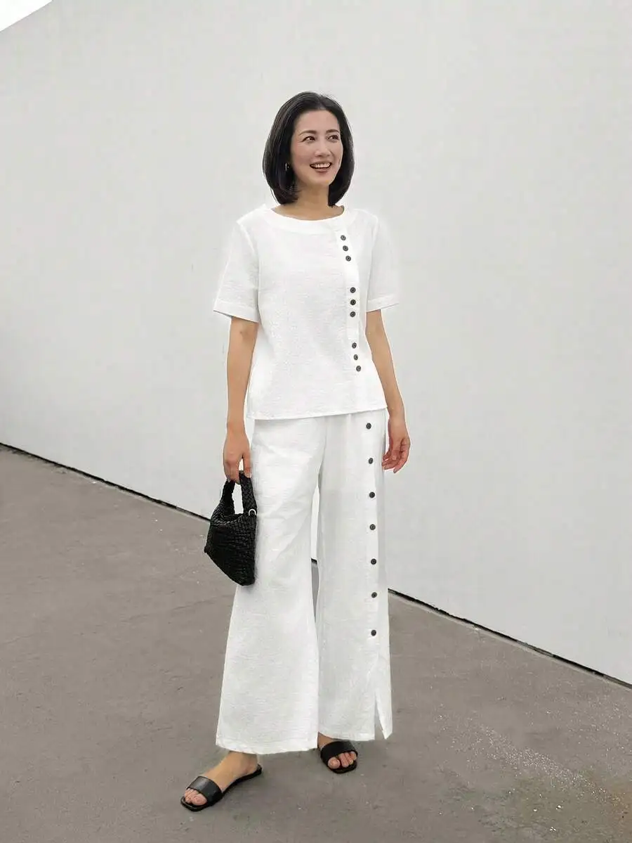 Womens Button Decorated Two Piece Set White Casual Outfit
Womens Button Decorated Two Piece Set White Casual Outfit