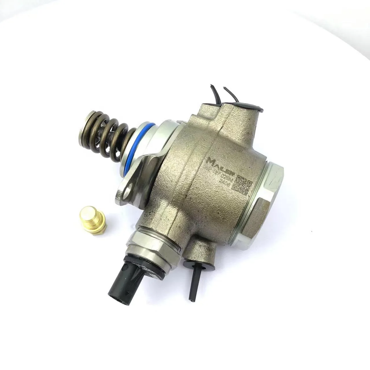 High-Pressure Fuel Pump 06E127025M for A5 A6 C6 A7 A8 Q3 Q5 Q7 Used for Models 8 3.2
High-Pressure Fuel Pump 06E127025M for A5 A6 C6 A7 A8 Q3 Q5 Q7 Used for Models 8 3.2