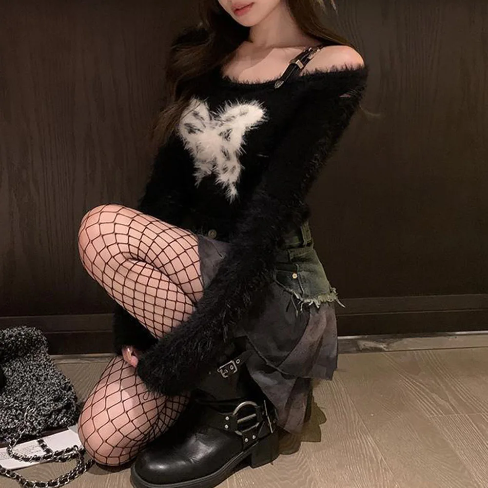 Casual Outing Black Long Sleeve Butterfly Casual Wear For Women Sexy Style One Shoulder Style Brand New Condition
Casual Outing Black Long Sleeve Butterfly Casual Wear For Women Sexy Style One Shoulder Style Brand New Condition