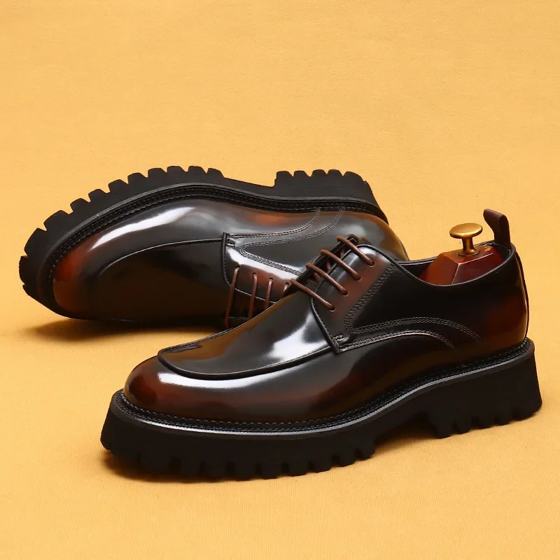 Fashion Patent Leather Men's Formal Shoes Comfortable Platform Luxury Genuine Leather New Elegant Man Wedding Social Derby Shoes
Fashion Patent Leather Men's Formal Shoes Comfortable Platform Luxury Genuine Leather New Elegant Man Wedding Social Derby Shoes