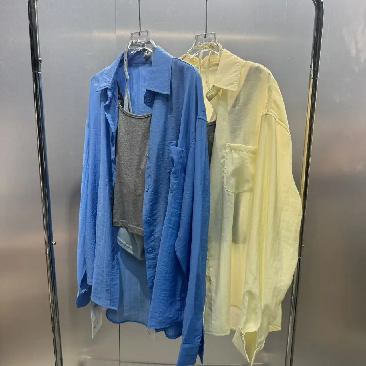 Summer 2026 South Oil Elegant Style Cotton Blend Long Sleeve Button up Shirt Collared Vest Loose Fit Women's Fashion Trend
Summer 2026 South Oil Elegant Style Cotton Blend Long Sleeve Button up Shirt Collared Vest Loose Fit Women's Fashion Trend