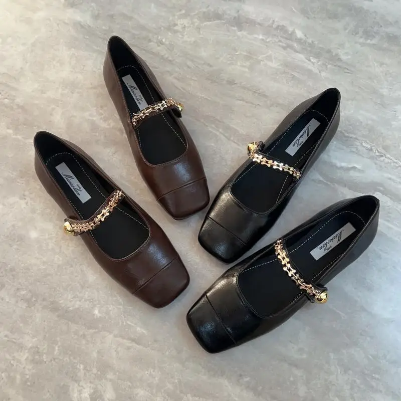 One line button brown single shoes women's new flat shoes French small fragrance square head Mary Jane women's shoes C1413
One line button brown single shoes women's new flat shoes French small fragrance square head Mary Jane women's shoes C1413
