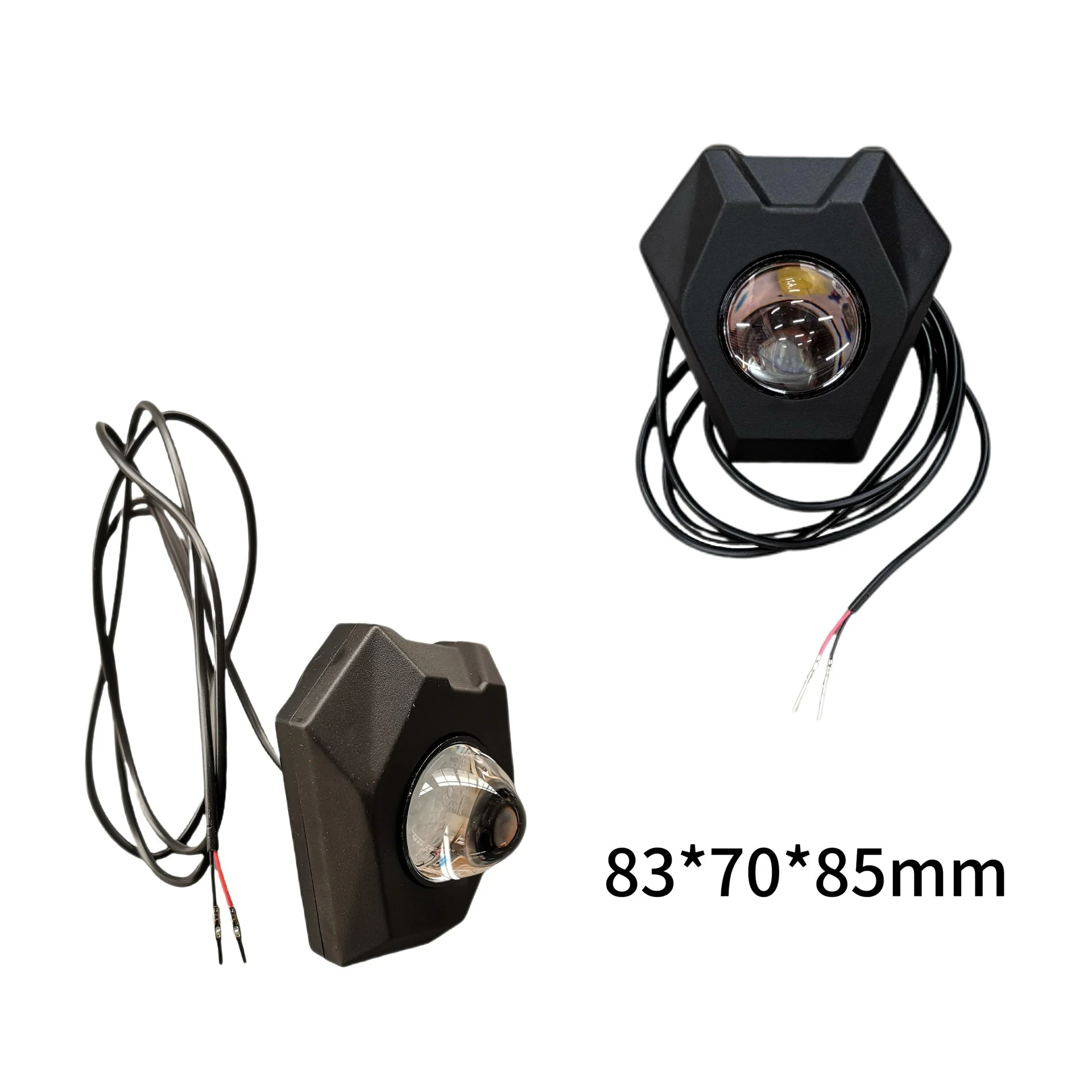 E-Bike LED Headlight ,Electric scooter accessories, headlights,lighting LED strong light, headlights, waterproof belt bracket 
E-Bike LED Headlight ,Electric scooter accessories, headlights,lighting LED strong light, headlights, waterproof belt bracket
