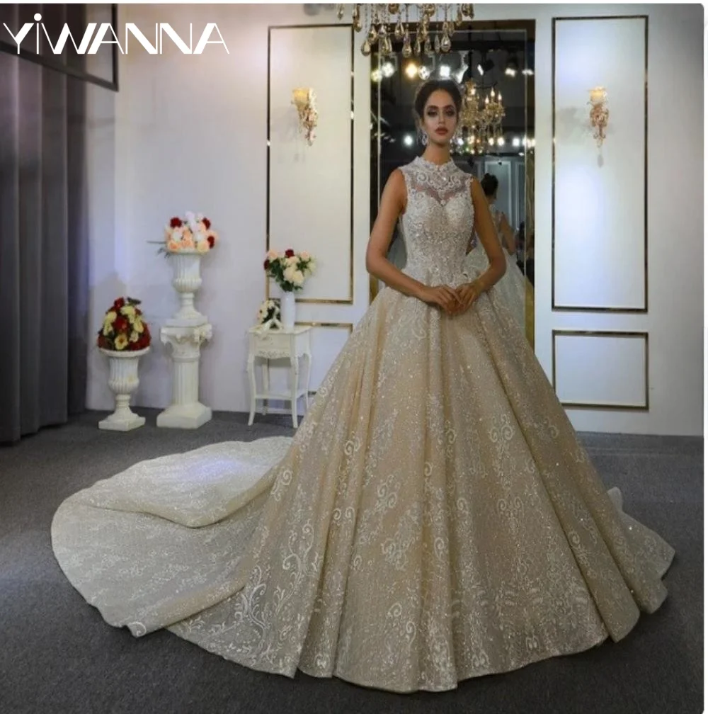 Classic Ball Gown Floor-length Wedding Gown Graceful Pearls Lace Up Bride Robe Modest High Collar Bridal Dress Robe De Mariée
Classic Ball Gown Floor-length Wedding Gown Graceful Pearls Lace Up Bride Robe Modest High Collar Bridal Dress Robe De Mariée
