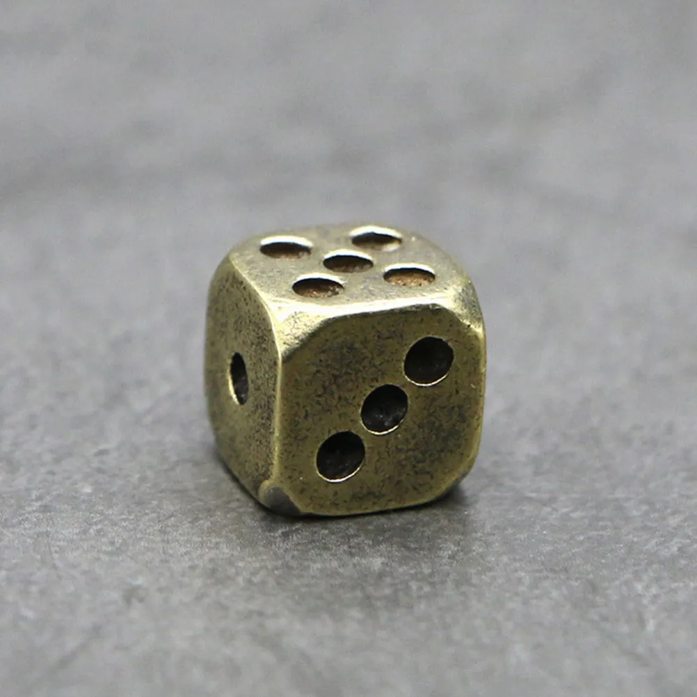 12Pcs Vintage Brass Retro Style Rounded Edges Distressed Finish for Bar Board Games Poker Tabletop Polyhedral Dices
12Pcs Vintage Brass Retro Style Rounded Edges Distressed Finish for Bar Board Games Poker Tabletop Polyhedral Dices