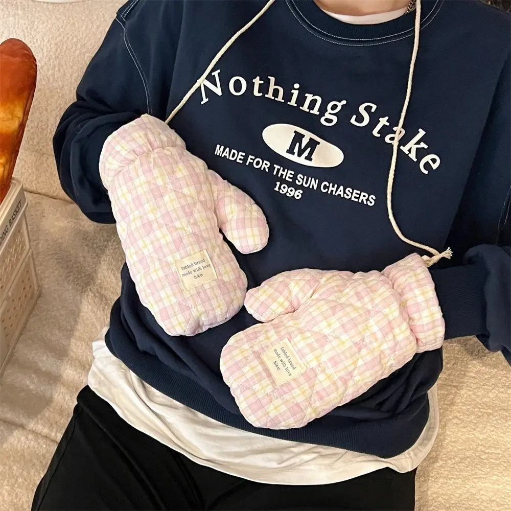 Модные висячие перчатки в клетку с узором на шею, сохраняющие тепло, ветрозащитные перчатки, утолщенные защитные перчатки для рук, варежки без пальцев для катания на лыжах
Модные висячие перчатки в клетку с узором на шею, сохраняющие тепло, ветрозащитные перчатки, утолщенные защитные перчатки для рук, варежки без пальцев для катания на лыжах