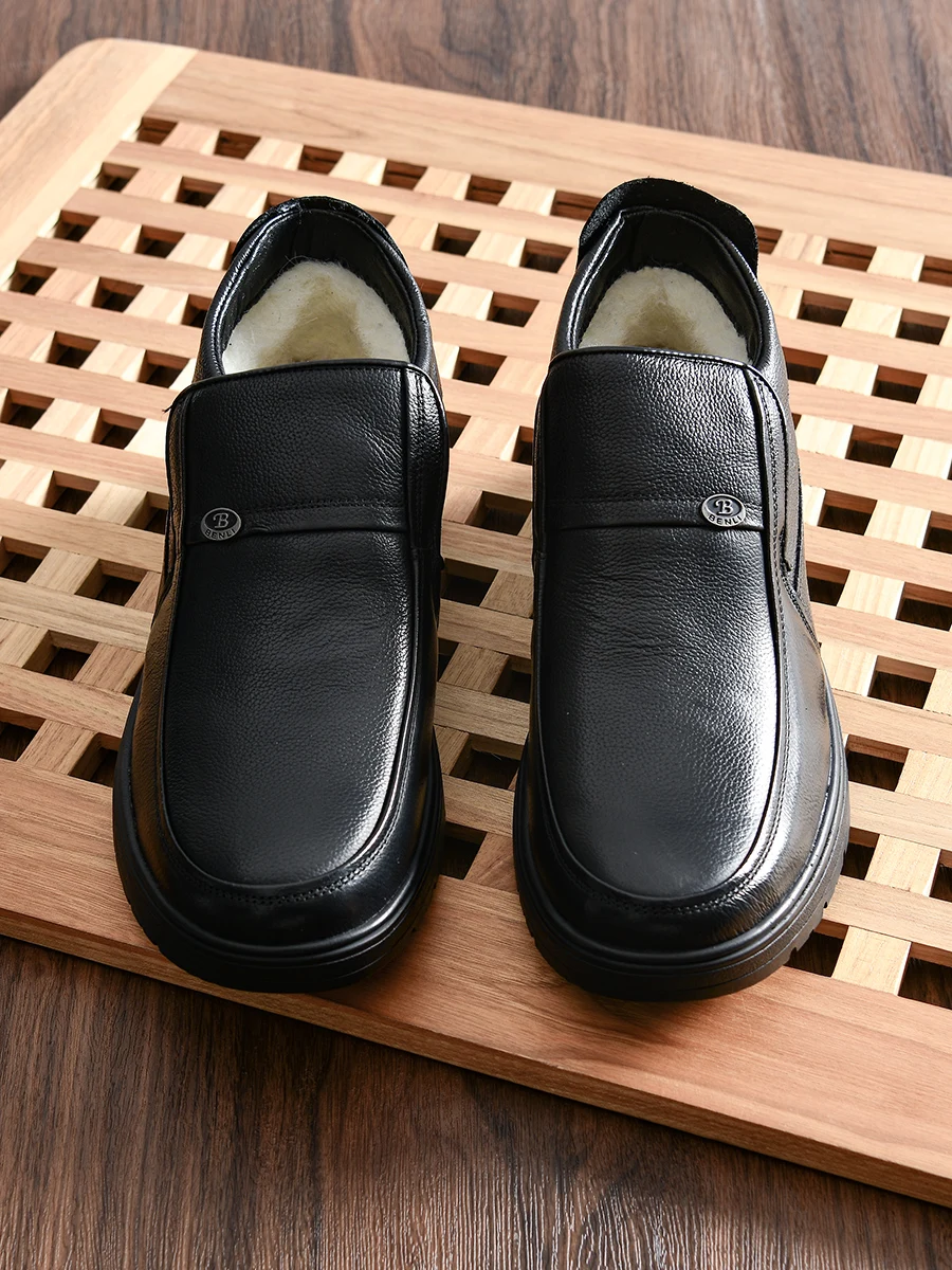Handmade Men's Winter Business Casual Leather Shoes Warm Fleece Lined Wool Inner round Toe Rubber Sole Youth Sport Leisure
Handmade Men's Winter Business Casual Leather Shoes Warm Fleece Lined Wool Inner round Toe Rubber Sole Youth Sport Leisure