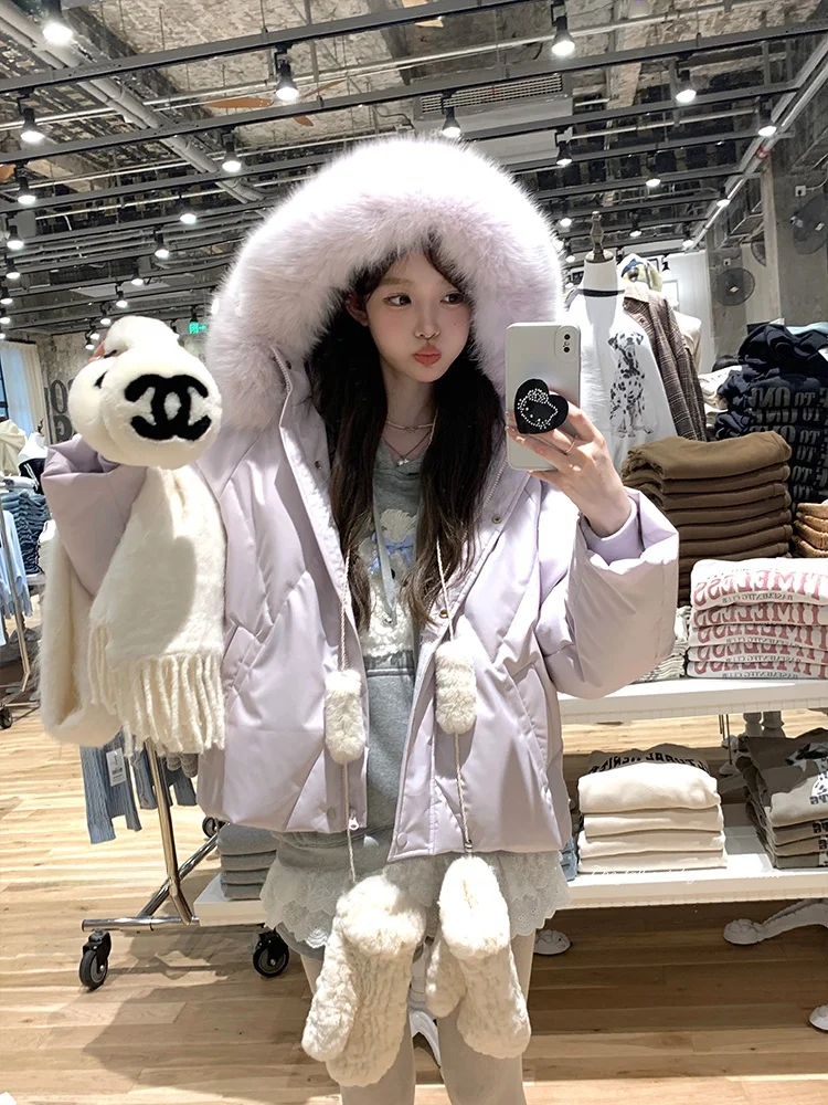 Женский зимний корейский комплект из двух предметов: толстовка с капюшоном и шнурком, юбка миди, с длинными рукавами и круглым вырезом
Женский зимний корейский комплект из двух предметов: толстовка с капюшоном и шнурком, юбка миди, с длинными рукавами и круглым вырезом