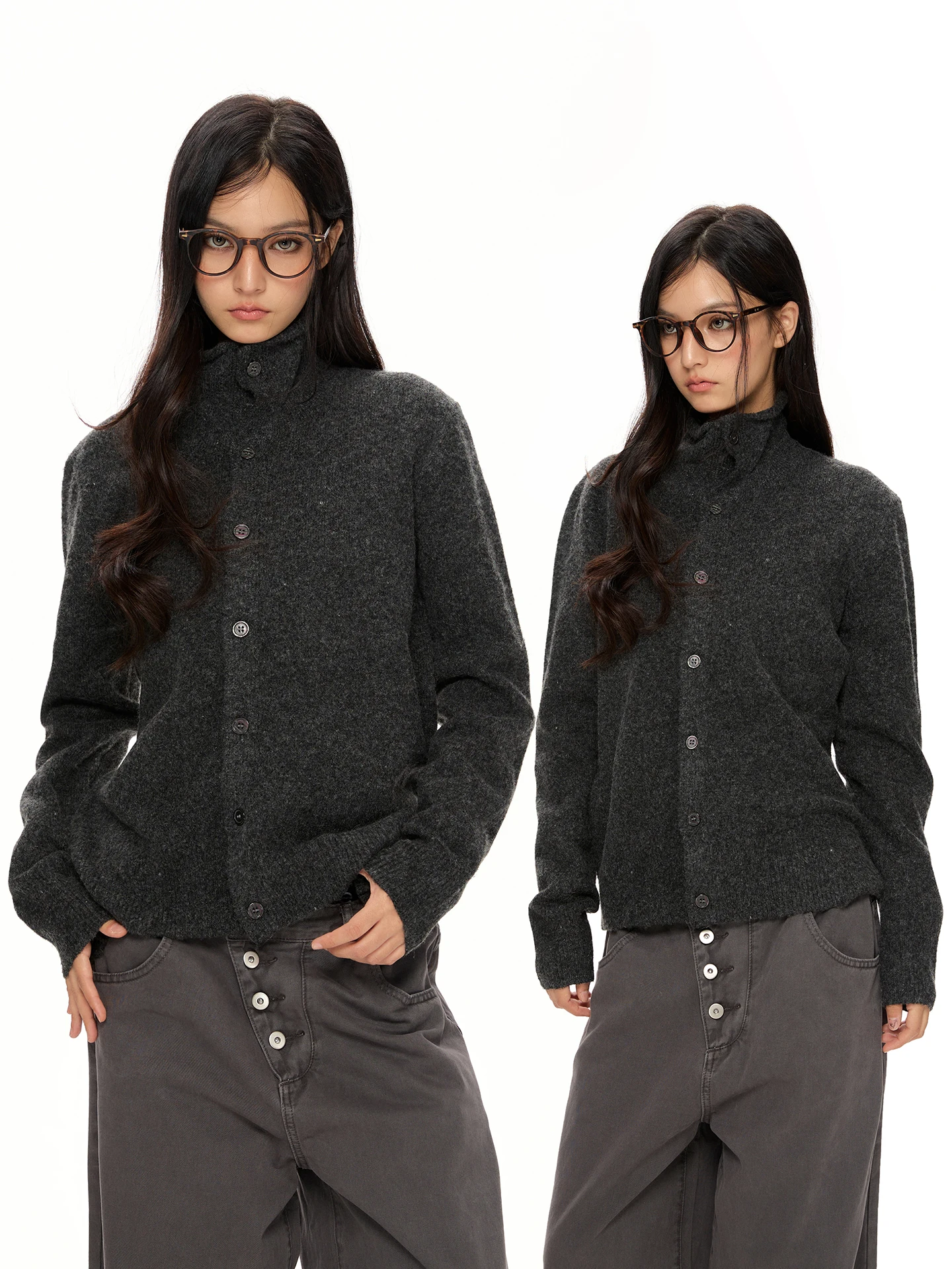 VAT American Retro Button Cardigan Knitted Sweater Loose Fit Stand Collar Women's Versatile Comfortable Commute Sle Knitwear
VAT American Retro Button Cardigan Knitted Sweater Loose Fit Stand Collar Women's Versatile Comfortable Commute Sle Knitwear