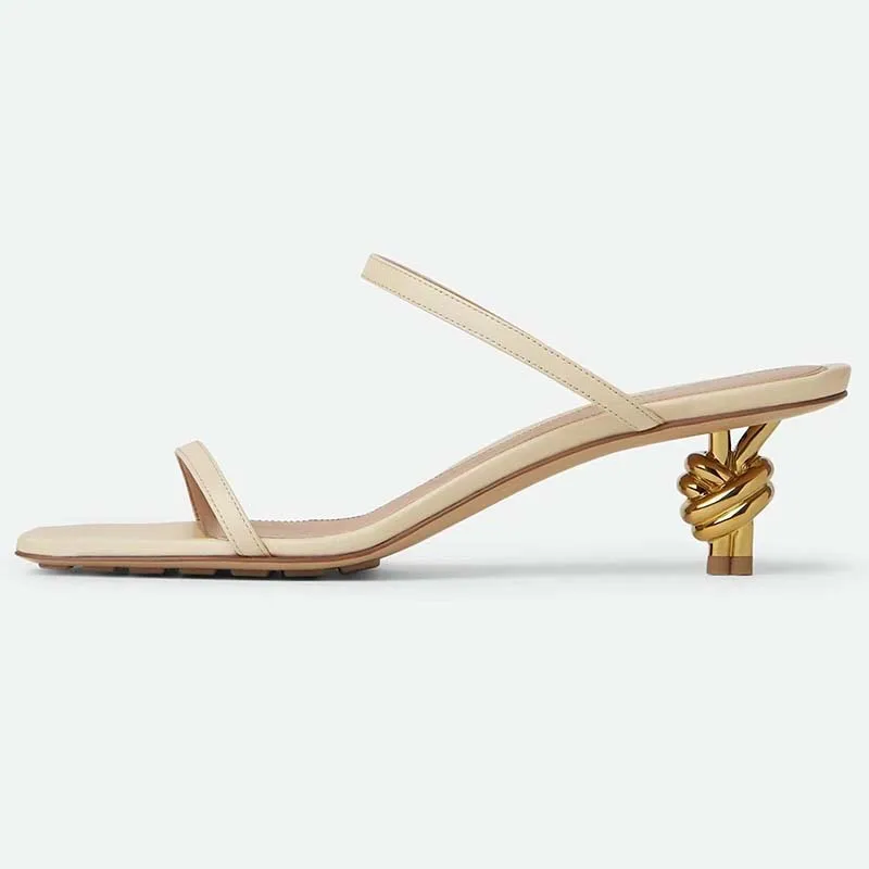Summer New European and American Women's Slim Fit Metal heel Sandals high-end Fashion Party Wedding 43 Women's Large Sandals
Summer New European and American Women's Slim Fit Metal heel Sandals high-end Fashion Party Wedding 43 Women's Large Sandals
