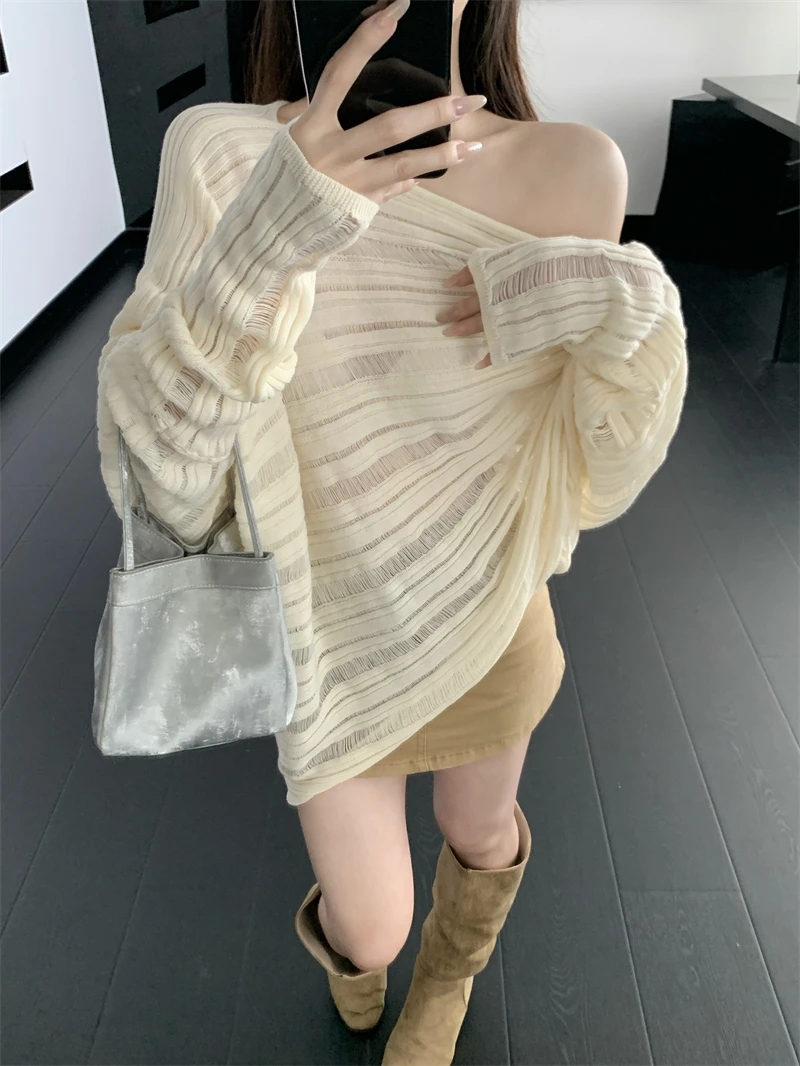 Ladies Loose Fit Long Sleeve Knitted Sweater Shoulder Bared Thin Style Casual Wear Polyester Fiber Full Length Regular Pattern
Ladies Loose Fit Long Sleeve Knitted Sweater Shoulder Bared Thin Style Casual Wear Polyester Fiber Full Length Regular Pattern