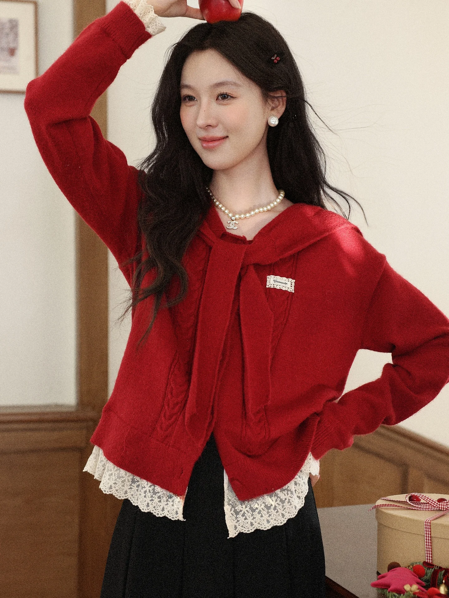 Красный вязаный кардиган с капюшоном и кружевом, женский, осенне-зимний, эксклюзивная новинка, лимитированная серия к Новому году
Красный вязаный кардиган с капюшоном и кружевом, женский, осенне-зимний, эксклюзивная новинка, лимитированная серия к Новому году