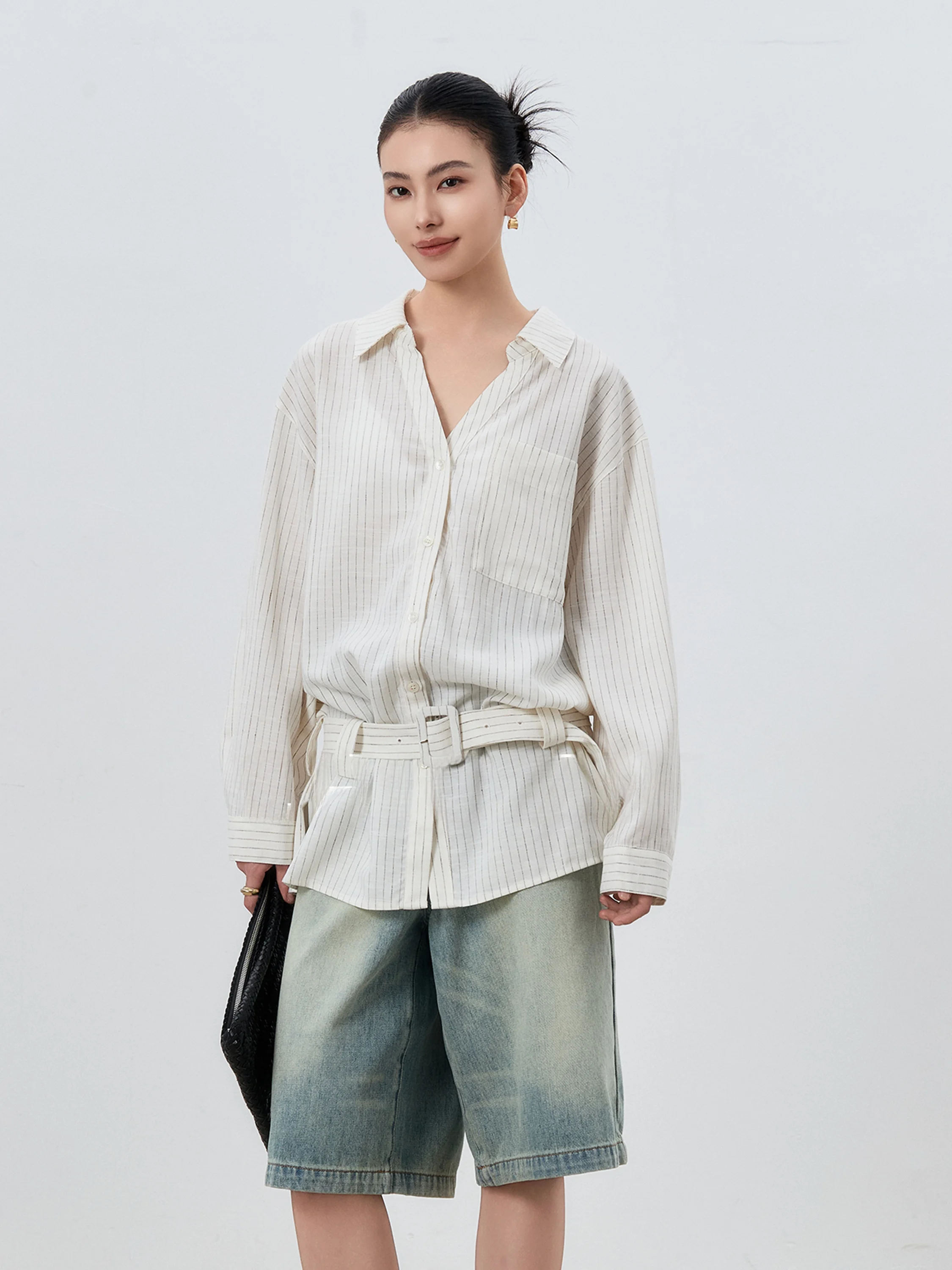 Женская свободная рубашка CHIC ZHI с длинным рукавом, с завязками на талии, в полоску, изо льна, с защитой от солнца, для повседневного и делового стиля
Женская свободная рубашка CHIC ZHI с длинным рукавом, с завязками на талии, в полоску, изо льна, с защитой от солнца, для повседневного и делового стиля