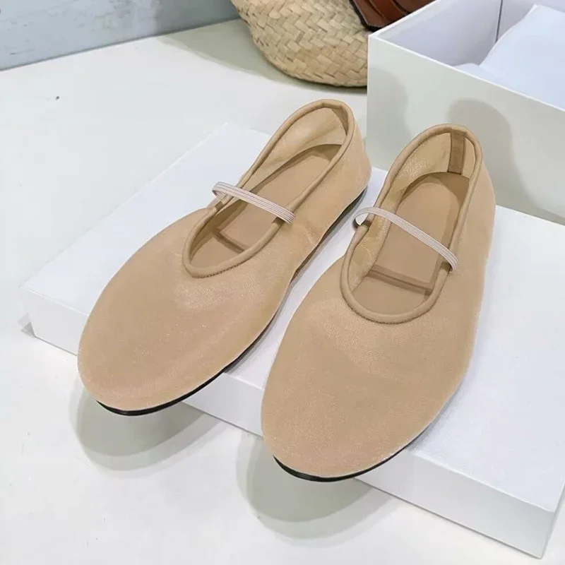 Women Round Toe Shallow Mouth Flat Shoes Spring Autumn Mesh Ballet Shoes Leisure Lightweight Breathable Vacation Single Shoes
Women Round Toe Shallow Mouth Flat Shoes Spring Autumn Mesh Ballet Shoes Leisure Lightweight Breathable Vacation Single Shoes