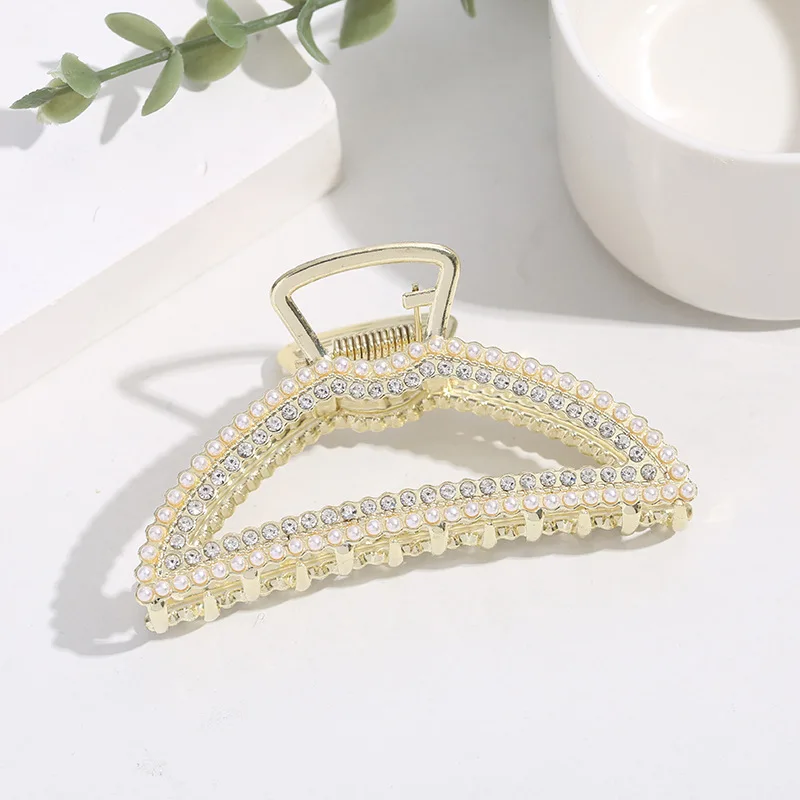 Non-slip metal large shark clip, crab hair clip, women's hair clip accessory, new pearl and diamond plate hair claw clip
Non-slip metal large shark clip, crab hair clip, women's hair clip accessory, new pearl and diamond plate hair claw clip