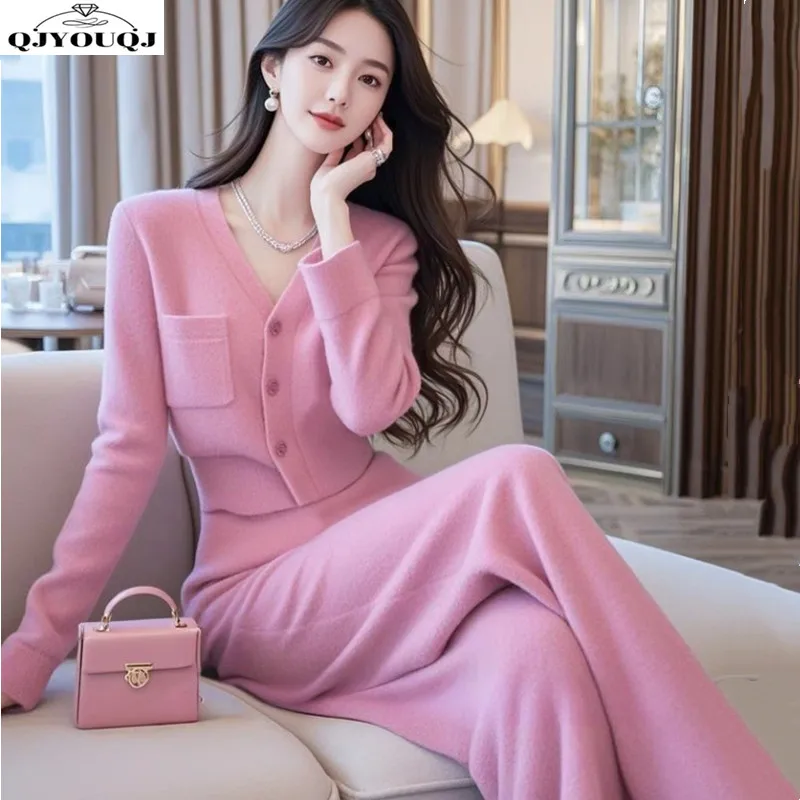 Autumn and Winter New Korean Women's Set Fashion Sweet Knitted Sweater+Wide Leg Pants Two Piece Set
Autumn and Winter New Korean Women's Set Fashion Sweet Knitted Sweater+Wide Leg Pants Two Piece Set