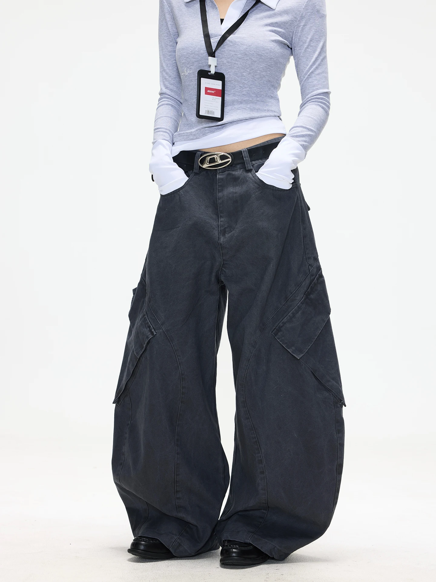 Chen Stiy Old Store American Retro Deconstructed ket Knife Work Pants Women Clean Fit Loose Wide Leg Casual Pants
Chen Stiy Old Store American Retro Deconstructed ket Knife Work Pants Women Clean Fit Loose Wide Leg Casual Pants