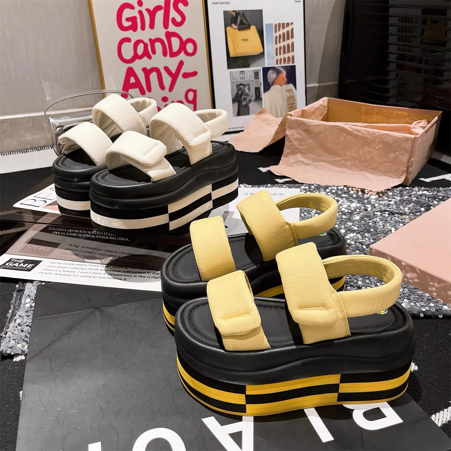Summer Fashion Designer Sandals Luxury Brand Special Design Women Shoes High Heels Platform Slides Lady Yellow Shoes Street 2025
Summer Fashion Designer Sandals Luxury Brand Special Design Women Shoes High Heels Platform Slides Lady Yellow Shoes Street 2025