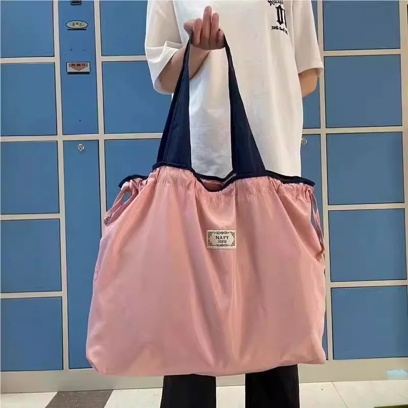 Утолщенная портативная сумка-шоппер из холста, сумка через плечо, сумка-мешок на шнурке для прогулок и купания, модная сумка на одно плечо
Утолщенная портативная сумка-шоппер из холста, сумка через плечо, сумка-мешок на шнурке для прогулок и купания, модная сумка на одно плечо