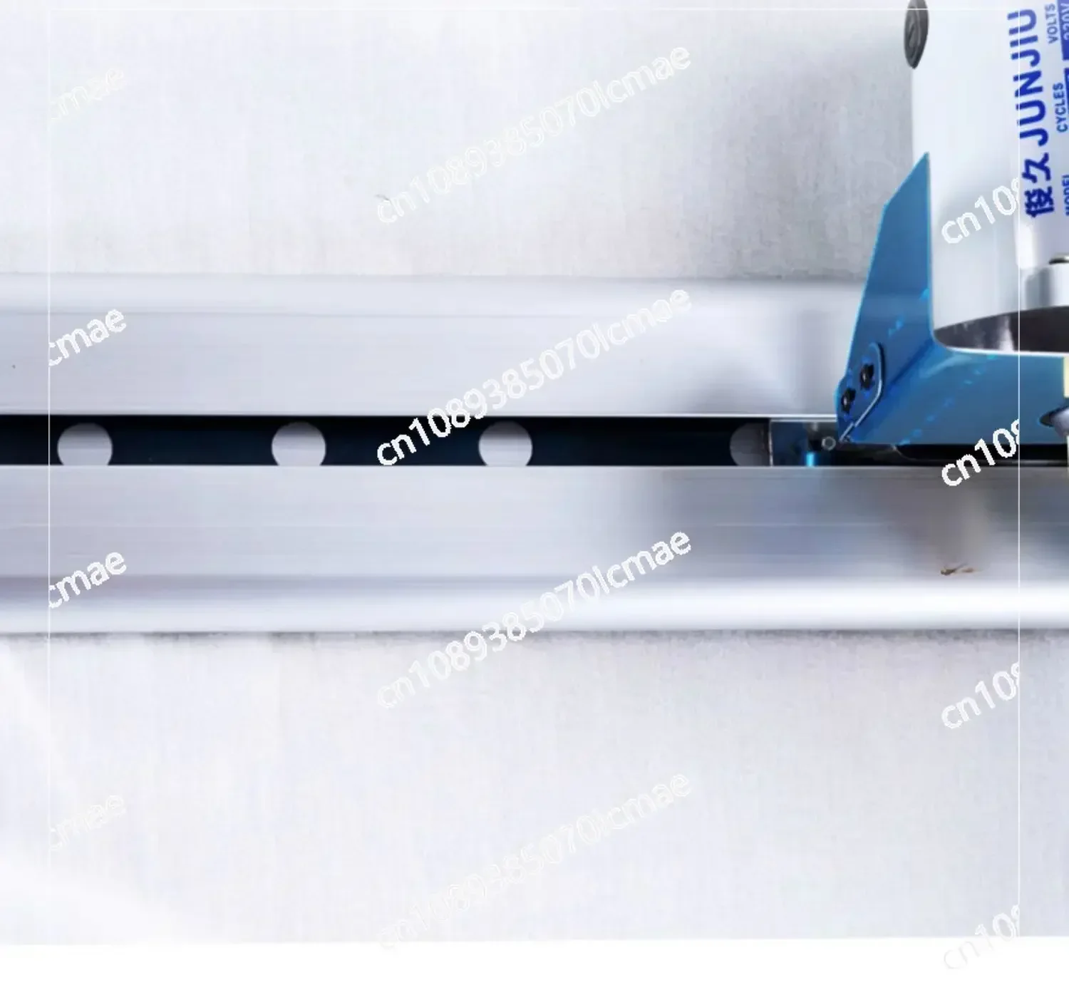 Clothing cut bed artifact complete set of automatic track cutting electric scissors, clothing craft fabric cutting machine
Clothing cut bed artifact complete set of automatic track cutting electric scissors, clothing craft fabric cutting machine