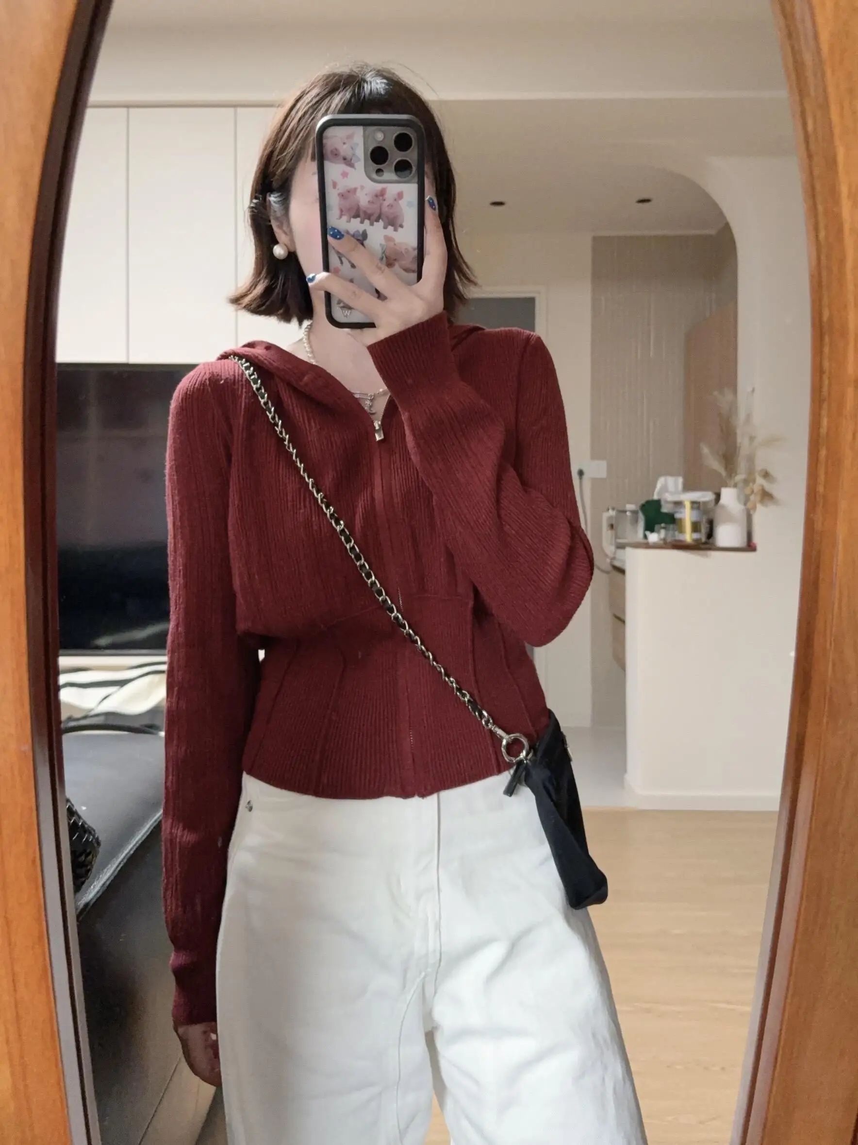 Корейский укороченный вязаный кардиган для женщин, осенне-зимний, приталенный, на молнии, с длинными рукавами, стандартной длины, из полиэфирного волокна
Корейский укороченный вязаный кардиган для женщин, осенне-зимний, приталенный, на молнии, с длинными рукавами, стандартной длины, из полиэфирного волокна