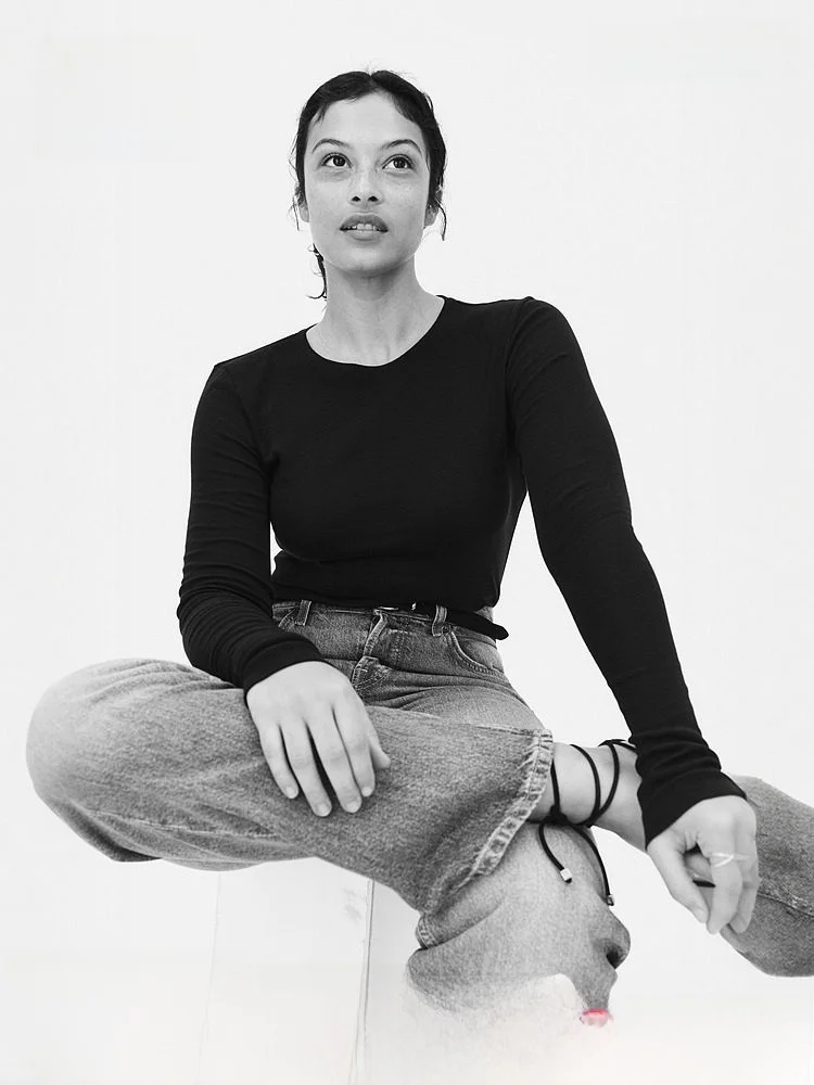 Женская хлопковая футболка H&M с длинным рукавом и круглым вырезом, облегающая, модная, весенняя, легкая, базовый слой, высокое качество, женская футболка
Женская хлопковая футболка H&M с длинным рукавом и круглым вырезом, облегающая, модная, весенняя, легкая, базовый слой, высокое качество, женская футболка