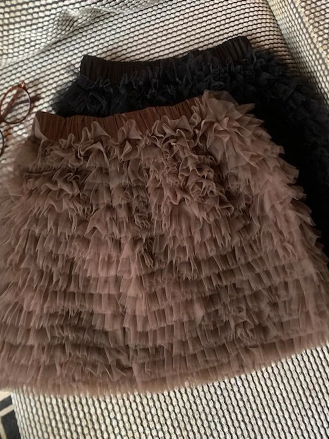 Elegant Lace Mesh Short Skirt Half Body Women's Style Super Fairy Tale Anti-Light Cake Skirt Spring Season Guangzhou Thirteen...
Elegant Lace Mesh Short Skirt Half Body Women's Style Super Fairy Tale Anti-Light Cake Skirt Spring Season Guangzhou Thirteen...