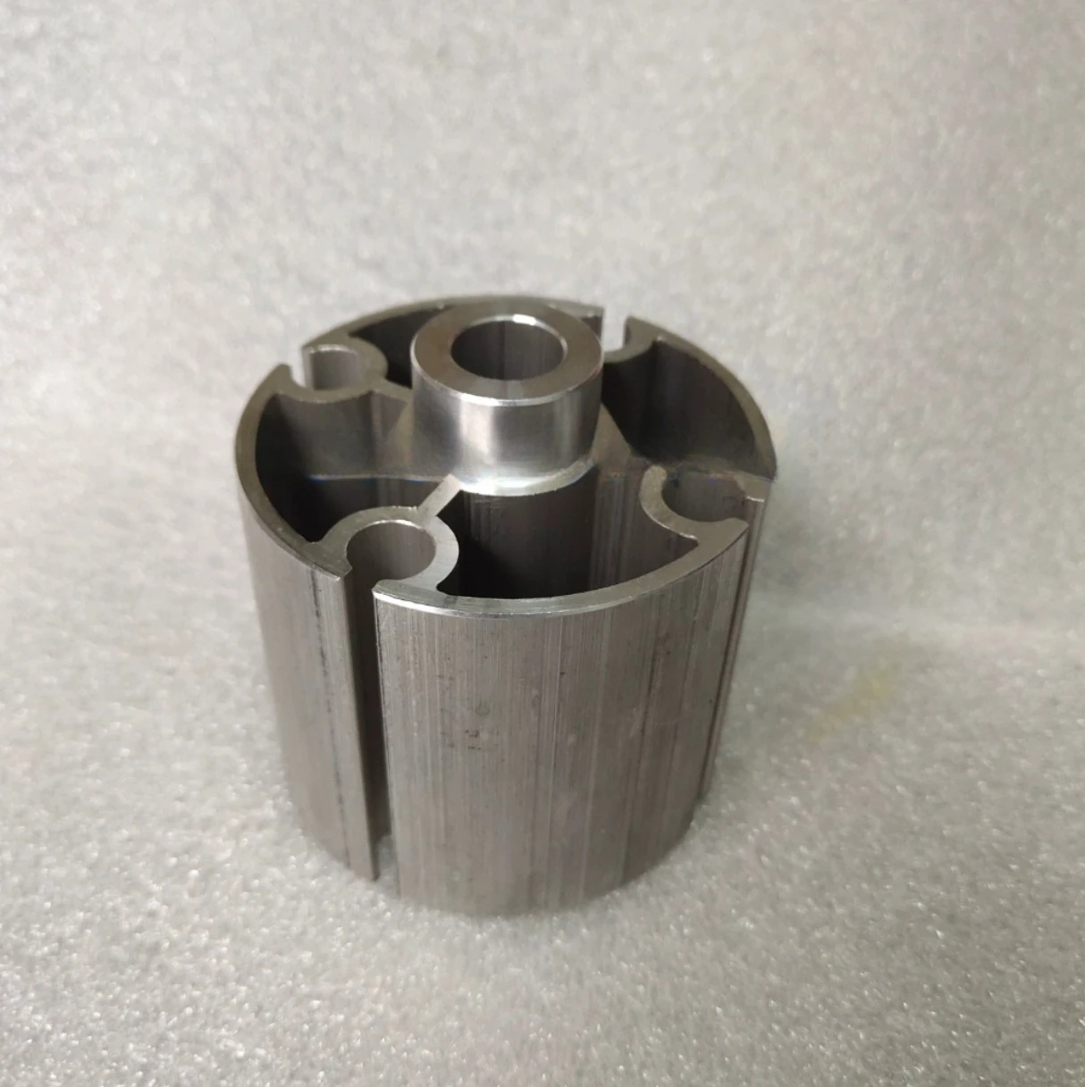 Construction Machinery Parts 4BT3.9 6BT5.9 6CT8.3 6L Engine Fan Spacer 3903819
Construction Machinery Parts 4BT3.9 6BT5.9 6CT8.3 6L Engine Fan Spacer 3903819