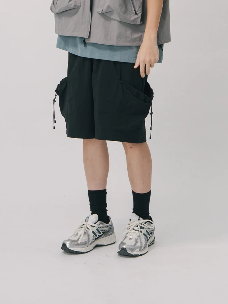 Повседневные рабочие брюки Queenop для активного отдыха, с завязками, большими карманами, универсальные, с высокой талией, из полиэфирного волокна, прямого кроя
Повседневные рабочие брюки Queenop для активного отдыха, с завязками, большими карманами, универсальные, с высокой талией, из полиэфирного волокна, прямого кроя