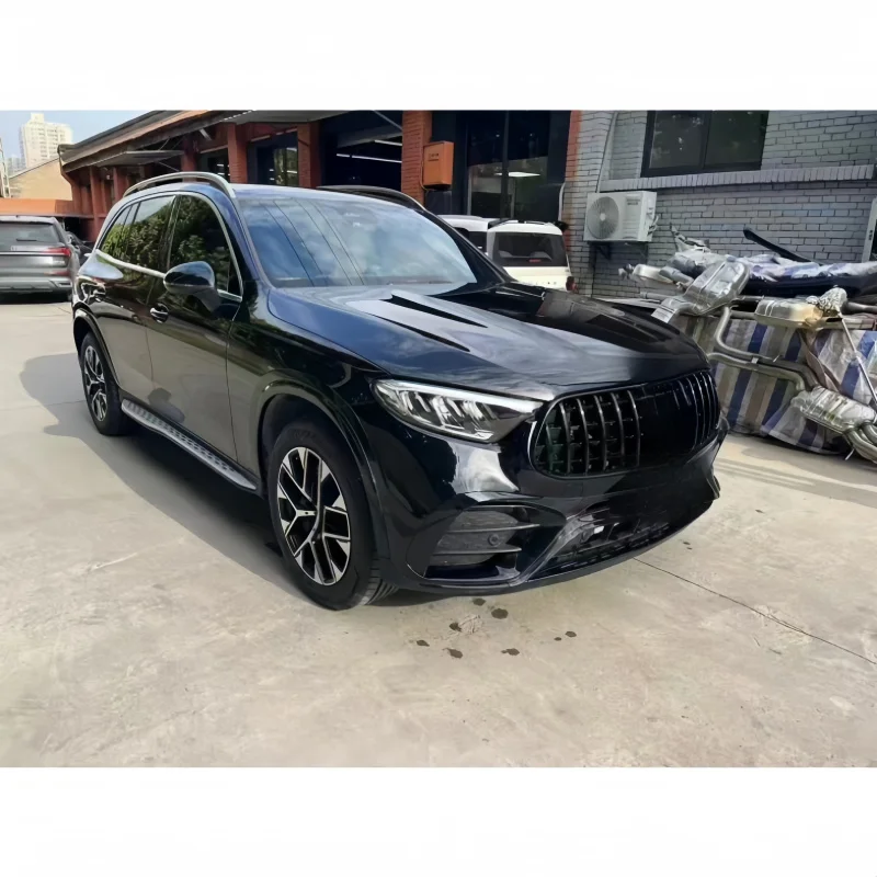 Hot selling New upgraded GLC63 kit, front bumper , rear lip tail throat
Hot selling New upgraded GLC63 kit, front bumper , rear lip tail throat