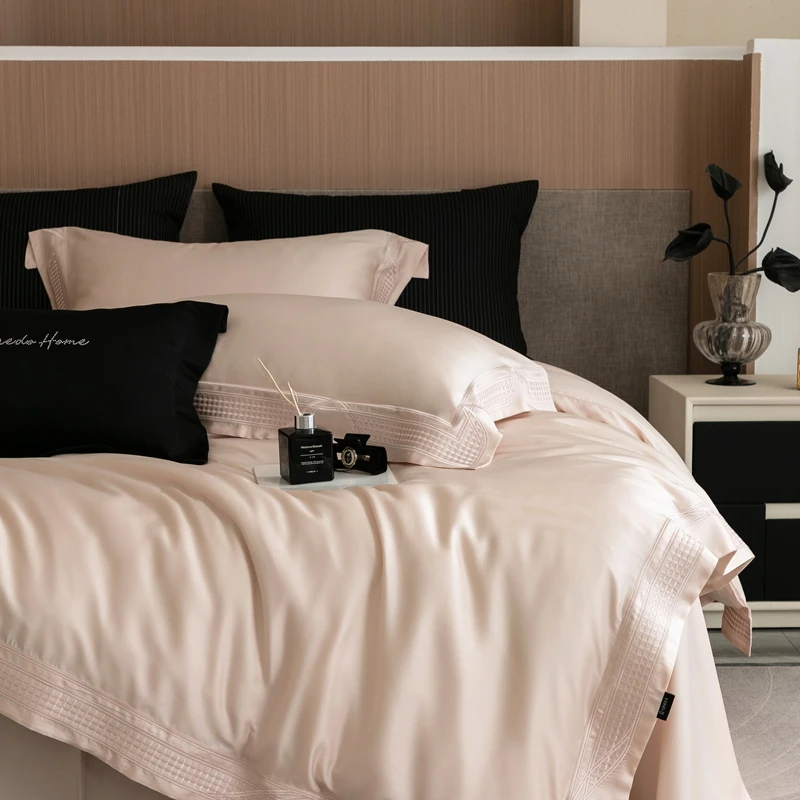 4 шт., натуральный лиоцелл, мягкий, шелковистый, охлаждающий, роскошный комплект постельного белья с широкими краями и вышивкой, пододеяльник, простыня/простыня, наволочки
4 шт., натуральный лиоцелл, мягкий, шелковистый, охлаждающий, роскошный комплект постельного белья с широкими краями и вышивкой, пододеяльник, простыня/простыня, наволочки