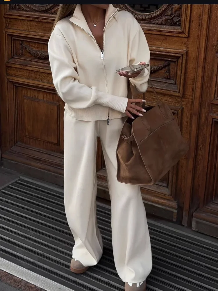 Solid Stand Collar Coat Pant Set Women Casual Chic Full Sleeves Zipper Long Pants Suit Fashion 2026 New Lady Daily Street Outfit
Solid Stand Collar Coat Pant Set Women Casual Chic Full Sleeves Zipper Long Pants Suit Fashion 2026 New Lady Daily Street Outfit