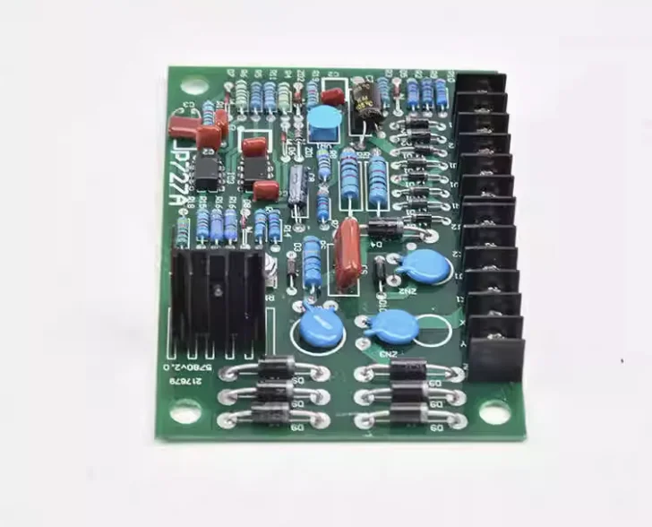 P727A Automatic Voltage Regulator AVR Excitation Stabilizer Board Kubota Diesel Generator Accessories 380V 
P727A Automatic Voltage Regulator AVR Excitation Stabilizer Board Kubota Diesel Generator Accessories 380V
