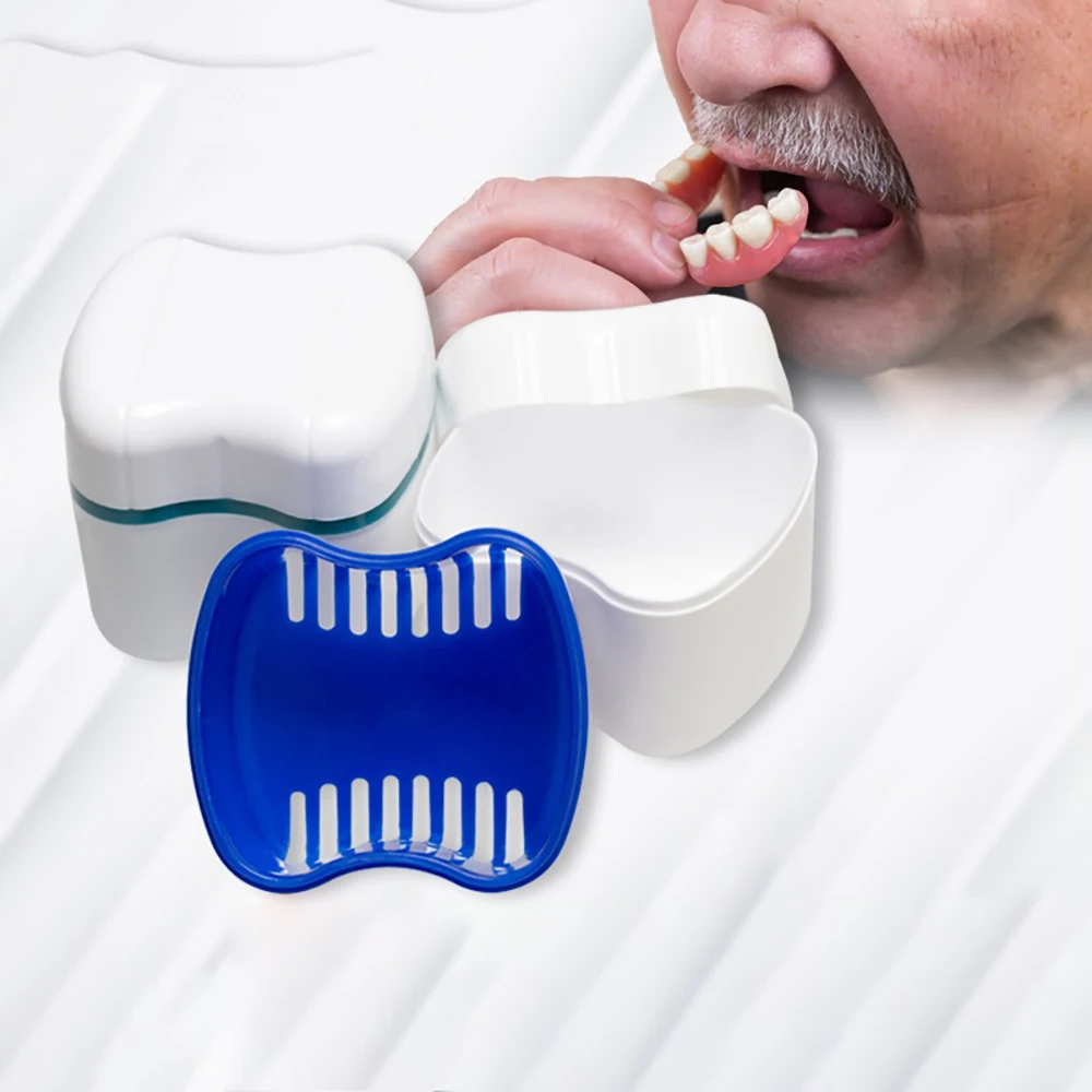 Double-layer Denture Cleaning Storage Box Braces Box with Filter Screen Denture Box Can Soak and Clean Dentures.
Double-layer Denture Cleaning Storage Box Braces Box with Filter Screen Denture Box Can Soak and Clean Dentures.