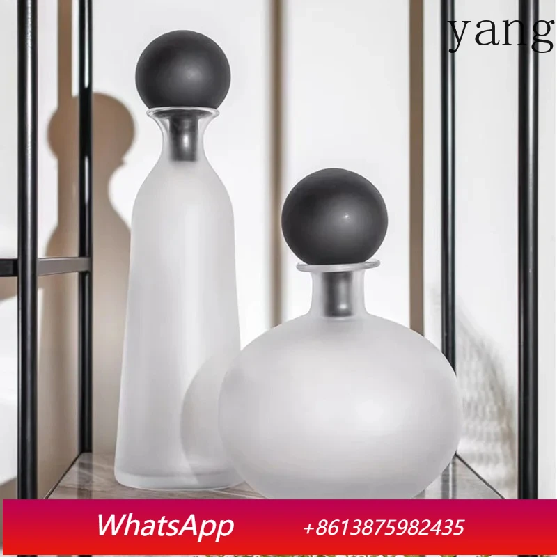 Transparent frosted glass vase, desk decoration, artificial flower decoration, room aesthetic decoration
Transparent frosted glass vase, desk decoration, artificial flower decoration, room aesthetic decoration