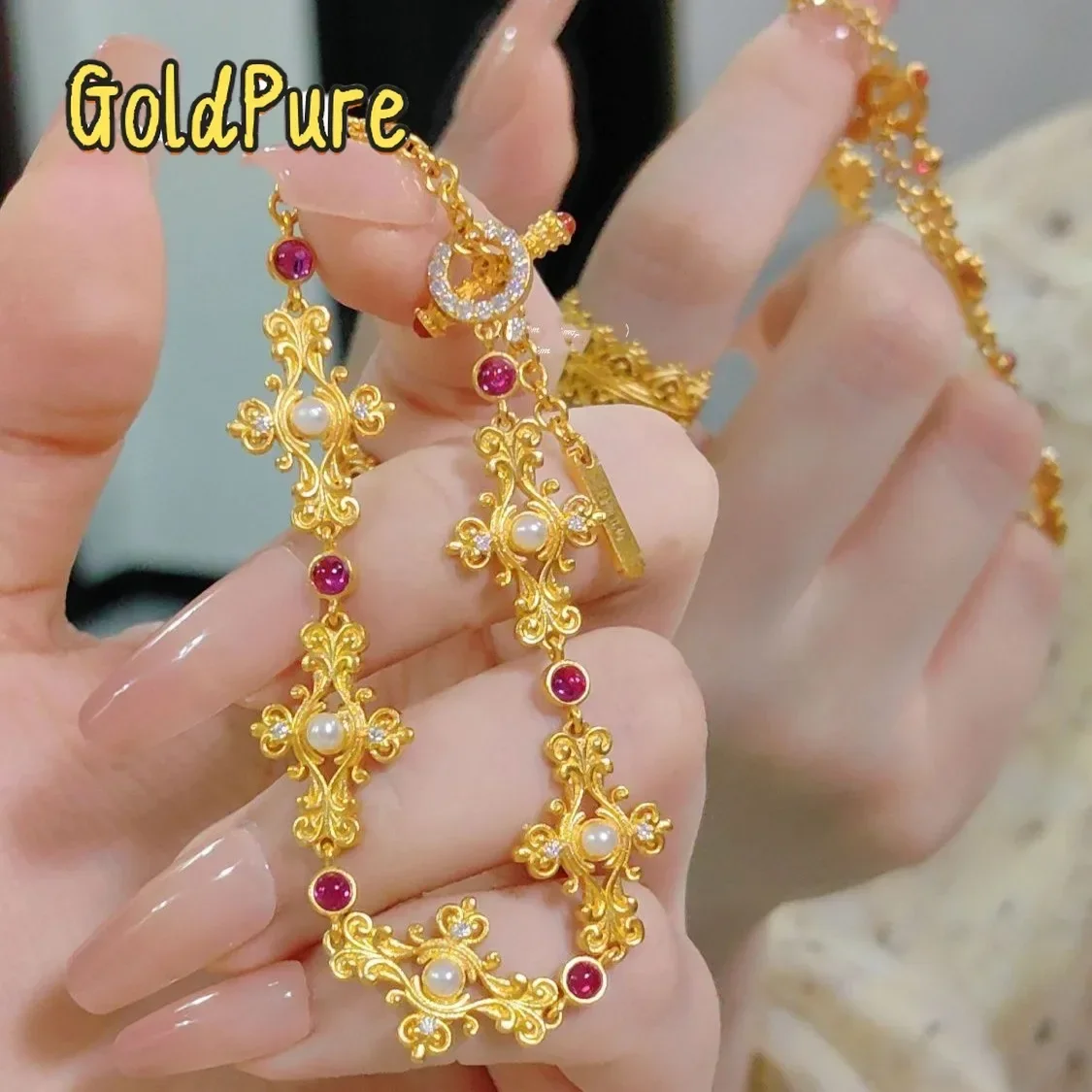 Goldpure Retro Light Luxury 9999 24K Real Gold Inlaid Pearl Zircon Bracelet High-end Light Luxury Versatile Exquisite Hand Jewel
Goldpure Retro Light Luxury 9999 24K Real Gold Inlaid Pearl Zircon Bracelet High-end Light Luxury Versatile Exquisite Hand Jewel