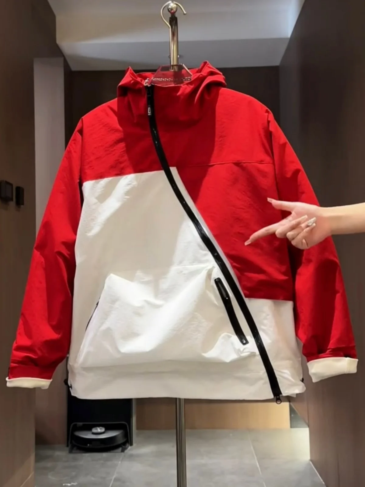 Fall New American Workwear Sle Hooded Jaet Men's Faion Slanted Zipper Large ket Outdoor Windbreaker Coat
Fall New American Workwear Sle Hooded Jaet Men's Faion Slanted Zipper Large ket Outdoor Windbreaker Coat