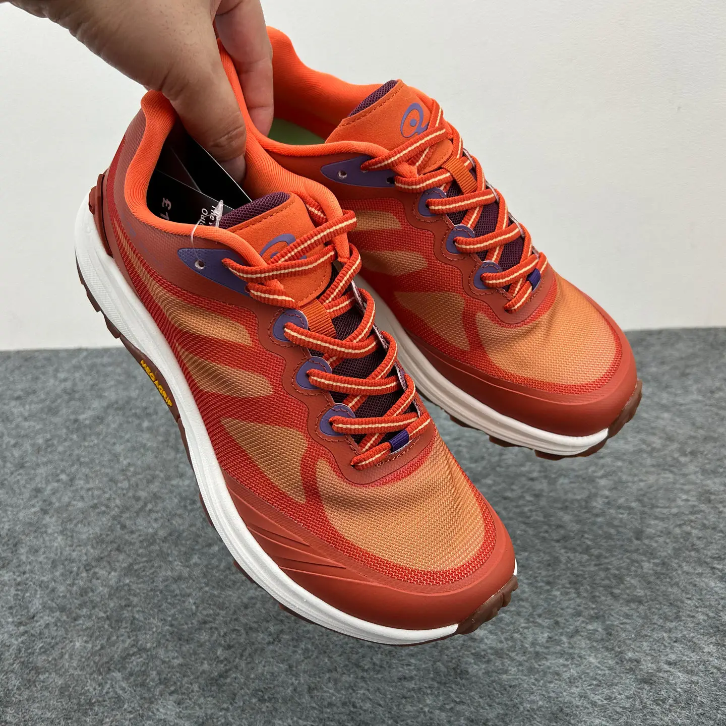 2025 summer breathable, comfortable and lightweight, high quality new outdoor women's shoes, mountaineering and hiking shoes, me
2025 summer breathable, comfortable and lightweight, high quality new outdoor women's shoes, mountaineering and hiking shoes, me