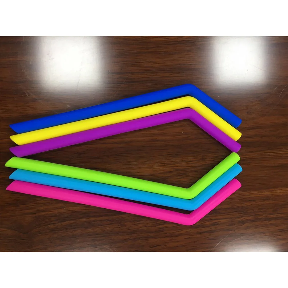 6Pcs Silicone Drinking Straws Foldable Soft Straight Reusable Straws for Coffee Tea Smoothies Holiday Cocktails Cleaning Brush
6Pcs Silicone Drinking Straws Foldable Soft Straight Reusable Straws for Coffee Tea Smoothies Holiday Cocktails Cleaning Brush
